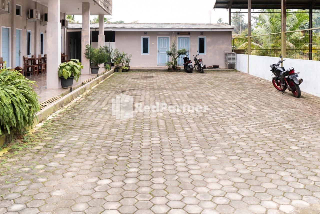 Pondok Kelapa Homestay Lampung Mitra Reddoorz Bandar Lampung Exterior foto